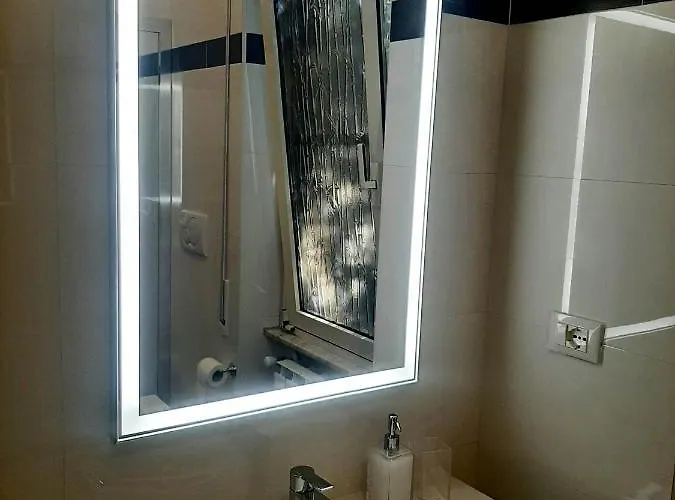 Cornelia Idi Gemelli, Chicca Metro Apartment Rom